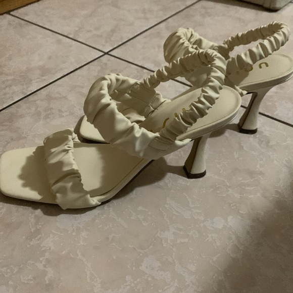 Unisa - Picture 2 of 4